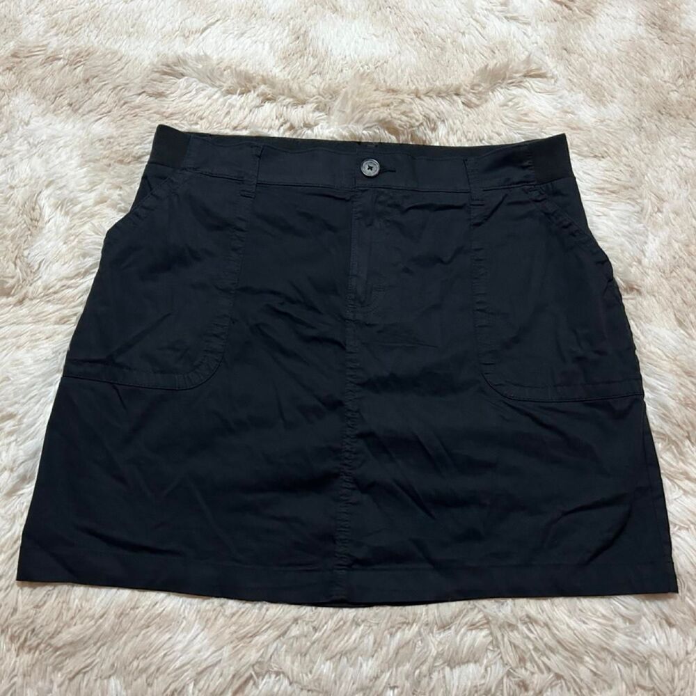 Women's Black Skirt